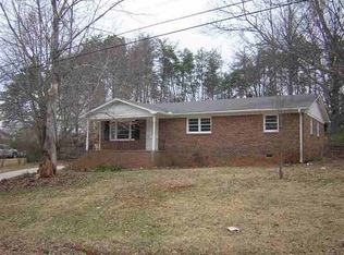 20 Thunder Rd, Travelers Rest, SC 29690