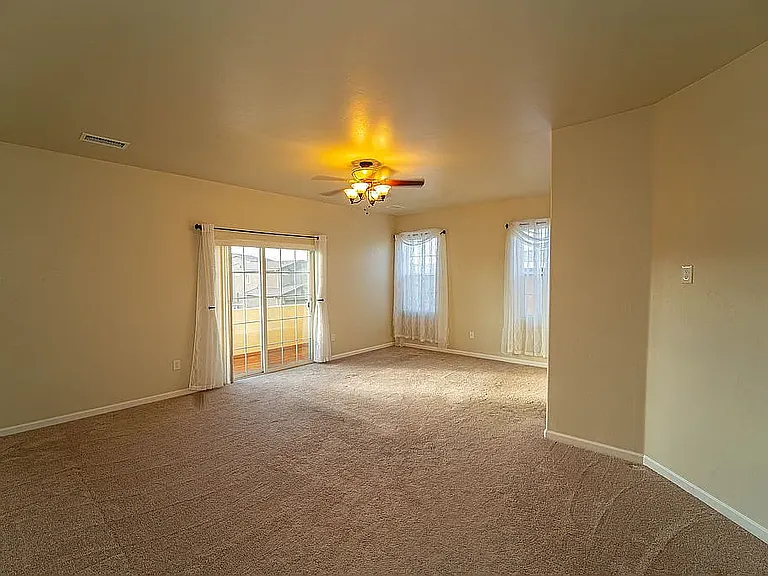820 Serrano Pointe St NW — Photo 11