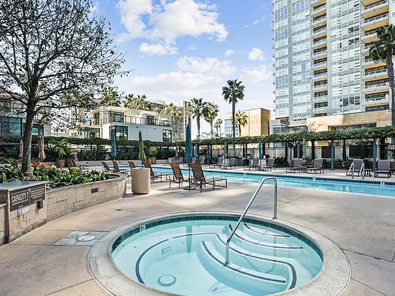 1199 Pacific Hwy #2903R — Photo 31