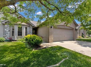 2279 Westmont Cir, Sterling Heights, MI 48310