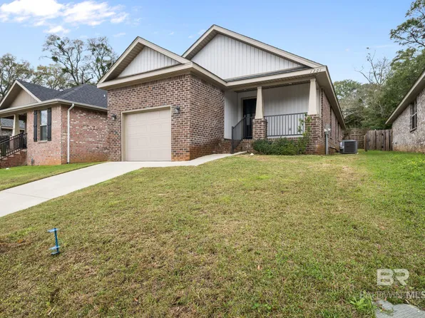 1201 Forest Glen Dr W, Mobile, AL 36618