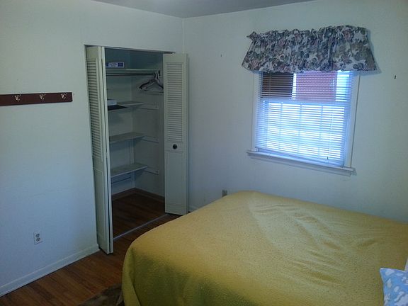Deep closet back bedroom