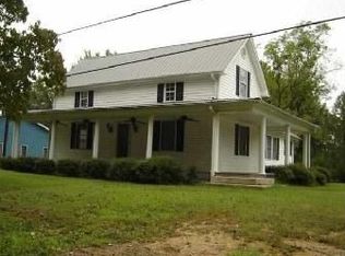 118 Chestnut Ridge Rd, Marietta, SC 29661