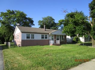 105 Queens Ln, Thornton, IL 60476