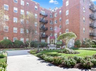 2320 Linwood Ave APT 4B, Fort Lee, NJ 07024