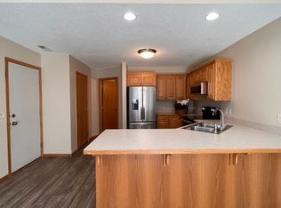 938 E 6th St, New Richmond, WI 54017