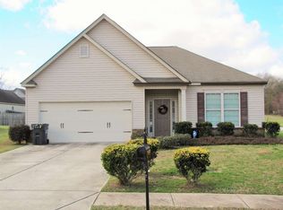 100 Abelia Ln, Byron, GA 31008