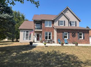 1407 W Slate Ridge Dr NW, Canal Winchester, OH 43110