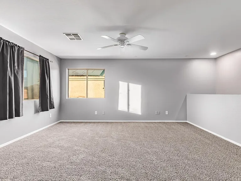 1368 S 232nd Ave — Photo 17