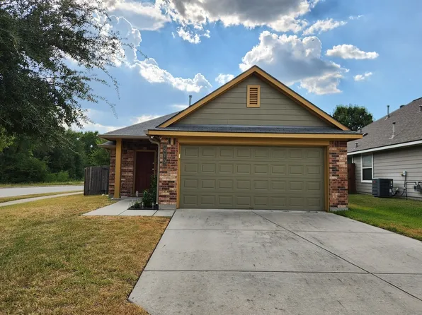 210 Brookside Dr, Huntsville, TX 77320