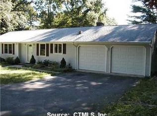 7 Bates Ln, Chester, CT 06412