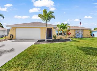 2114 Bolado Pkwy, Cape Coral, FL 33990