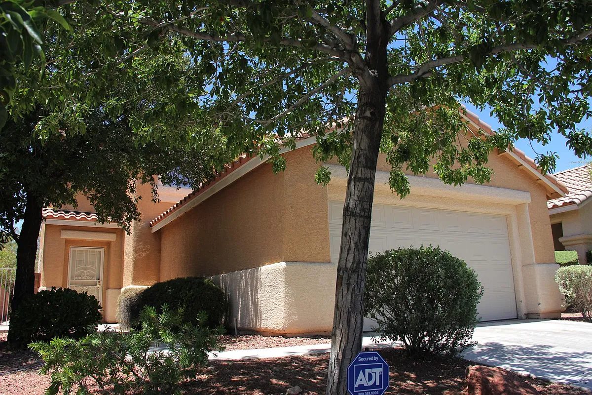 Building Photo - Swanbrooke Dr