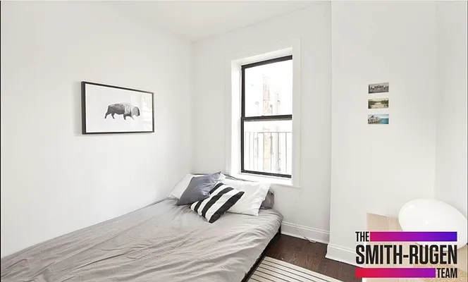 Rented by R New York | media 12