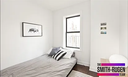 Rented by R New York