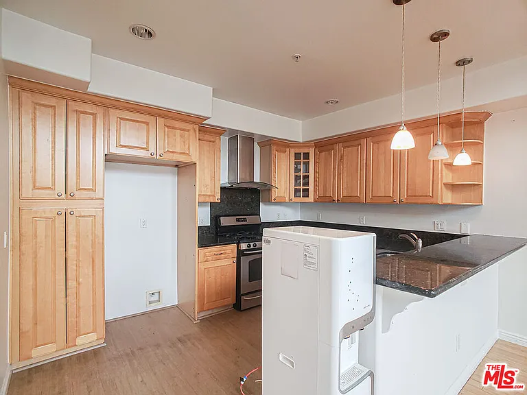 1042 S Kingsley Dr #Penthouse 2 — Photo 24
