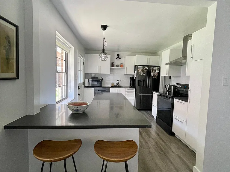 3928 E Evans Ave — Photo 3