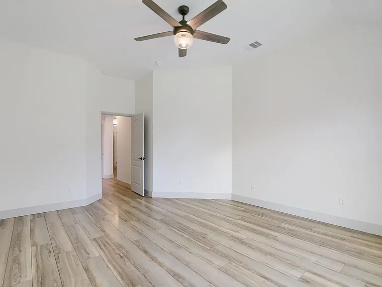 13620 Glen Mark Dr — Photo 14