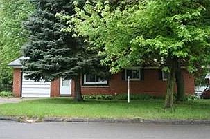 2nd image of 8761 Nottingham Dr