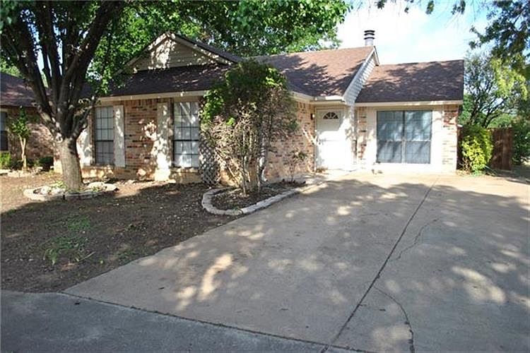 1st image of 3003 Forest Creek Dr