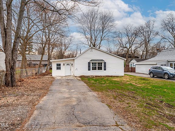 2nd image of 149 Larrabee Road