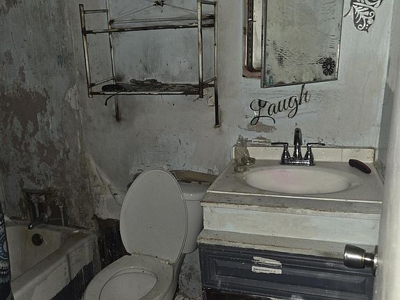 5th image of 1709 Greenway Drive