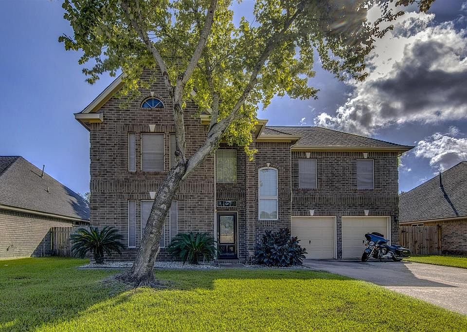 1st image of 306 Dunford Ct