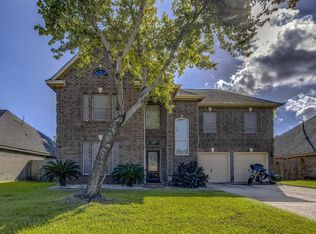 306 Dunford Ct, Highlands, TX 77562