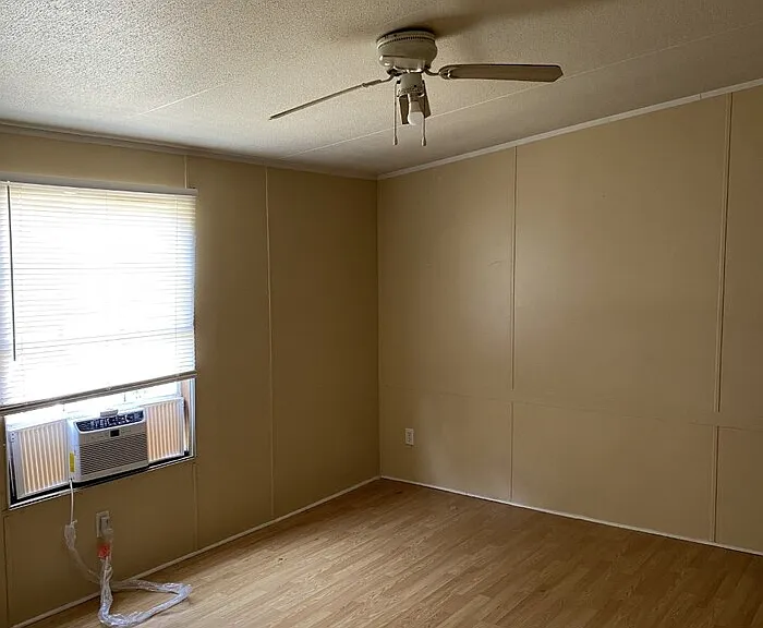 270 Evans St — Photo 7