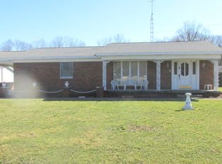 3739 S Sr 61, Winslow, IN 47598