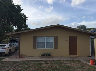 690 109th Ave N APT 2, Naples, FL 34108