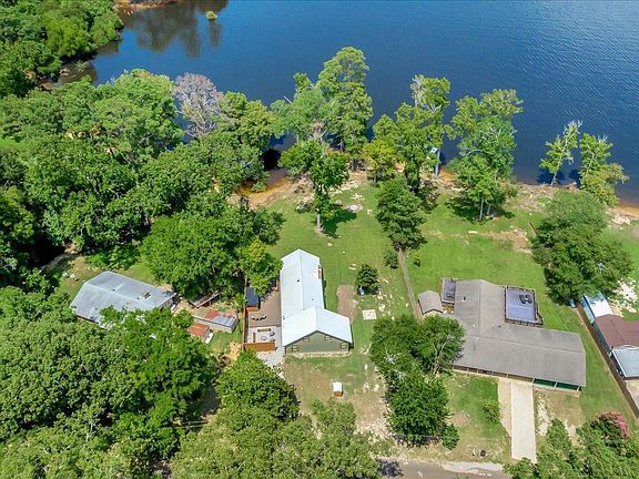 2nd image of 248 Lakeview Dr