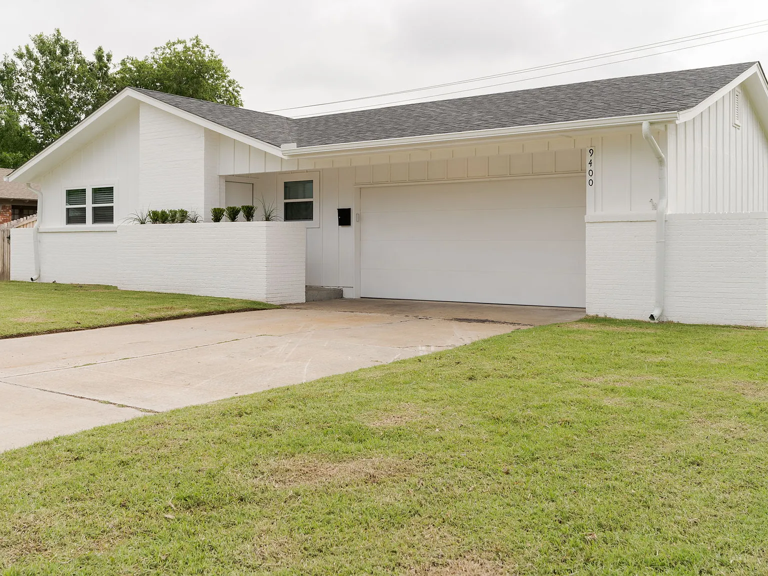 3 bed, 1342 sqft, $2,000 — Photo 1