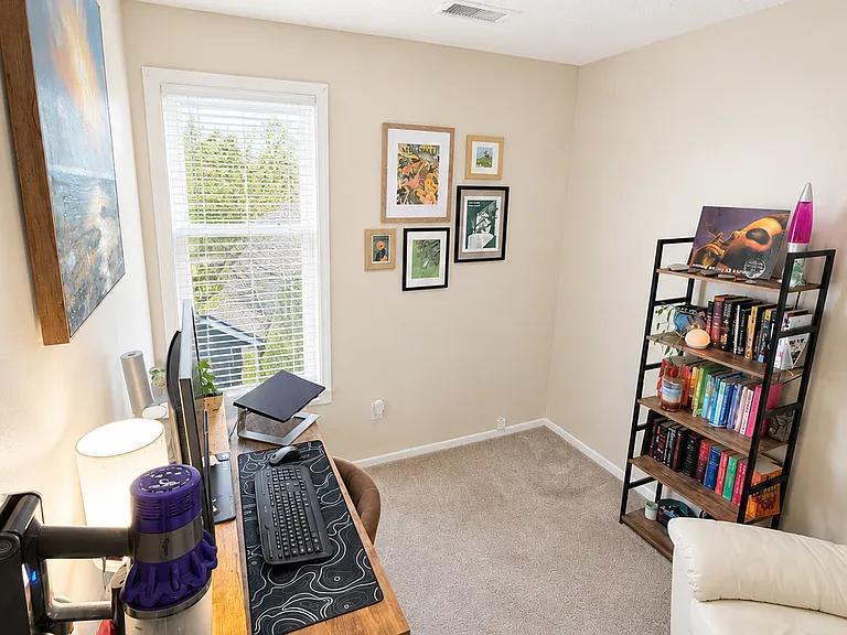 1407 Washington St NE #1 — Photo 7