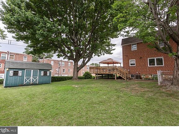 4th image of 4011 Evans Ln