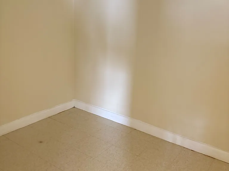 35 Fairmount Place Apartments — Photo 5