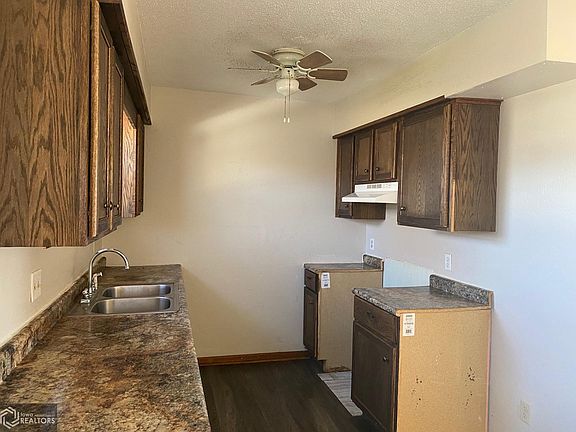 4th image of 615 G Ave W
