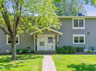 221 Mitchell Cir #52B, Duluth, MN 55811