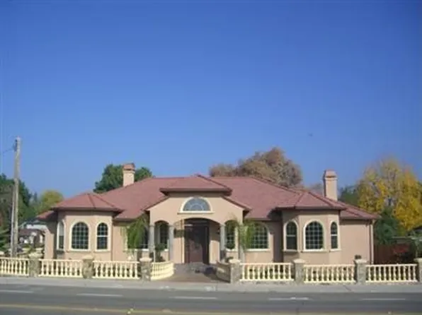 6821 Lincoln Ave, Carmichael, CA 95608