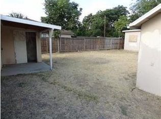 426 Sterling Rd, Bakersfield, CA 93306