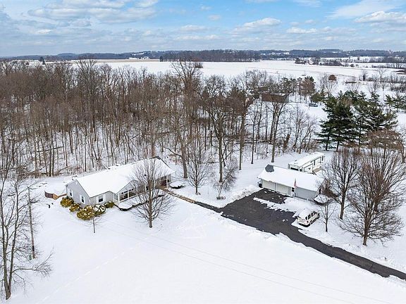 2nd image of 7618 Stout Rd