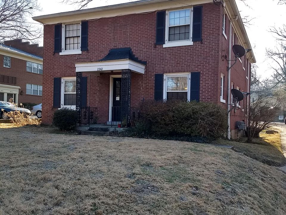 Cherokee Triangle neighborhood / Highlands 1st Floor Apartme