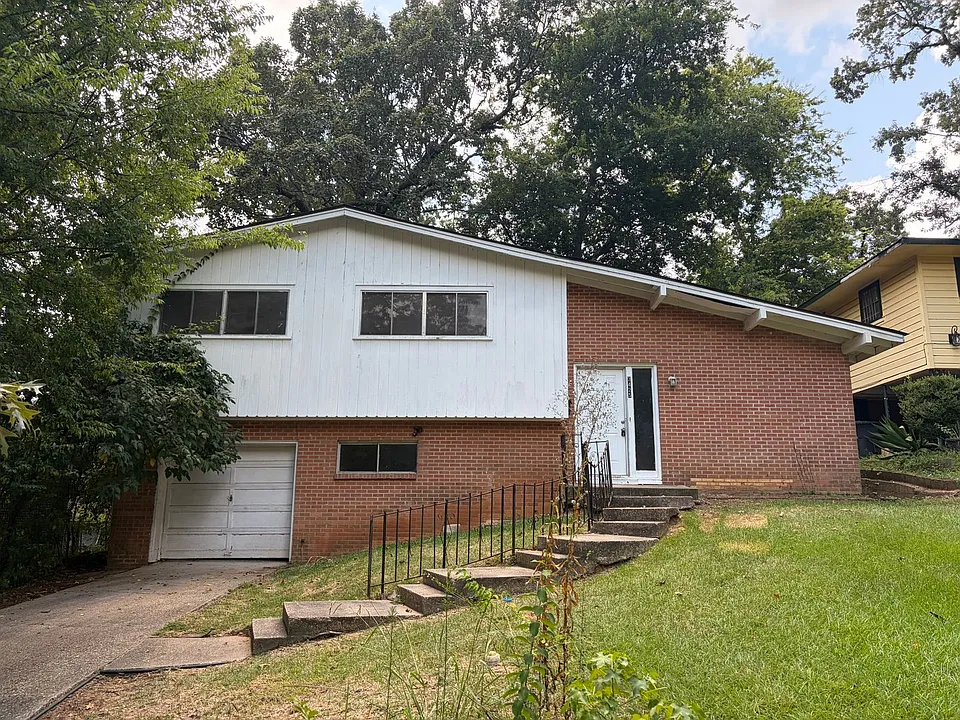 3425 Sunset Dr