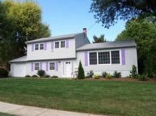 20 Allen Ln, Lawrence Township, NJ 08648