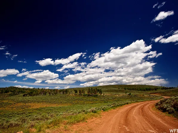 5605 N Dry Valley Rd, Helper, UT 84526