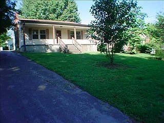 1st image of 106 Hutcherson Dr