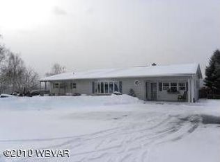 798 Lockcuff Rd, Williamsport, PA 17701