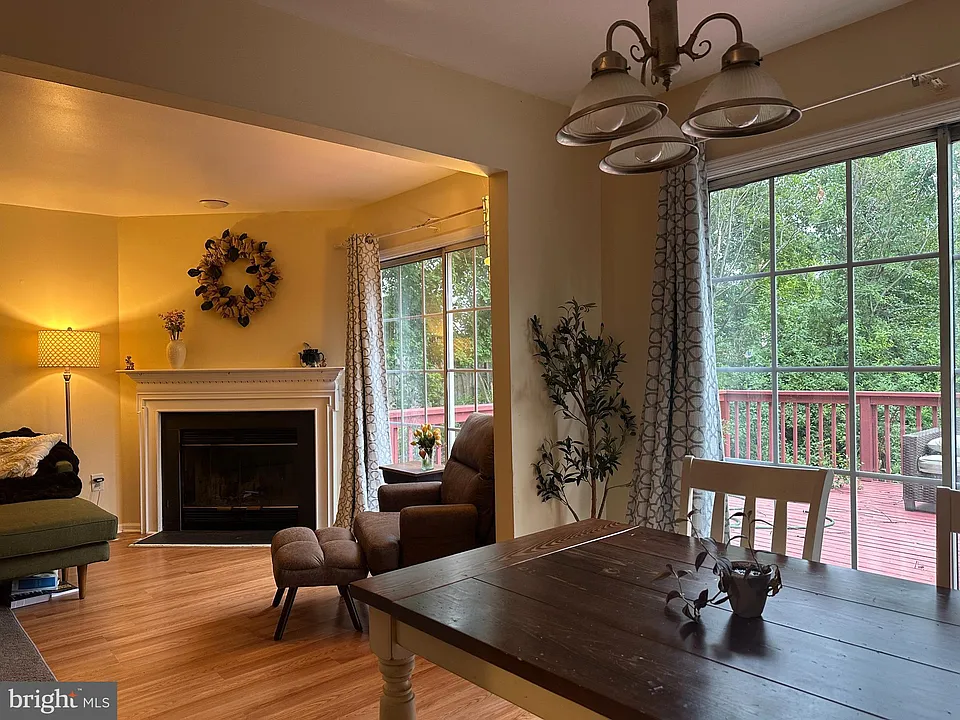 39 Sassafras Dr
