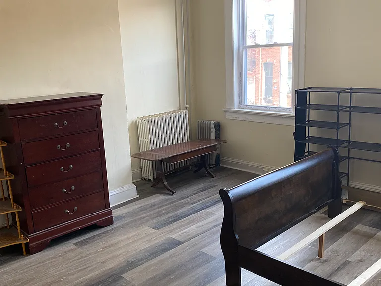118 S Washington St — Photo 14