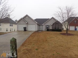 1184 Round Table Ln, Riverdale, GA 30296